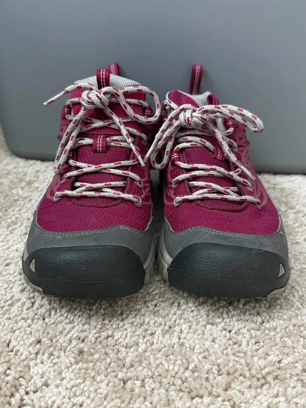 KEEN Saltzman KEEN.DRY Waterproof Hiking Shoes Beet Red Gray Women’s Size 7